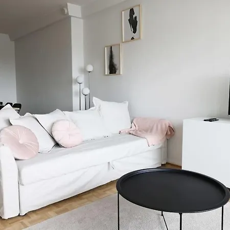 Poista 2ndhomes 102m2 Floor 3br With Balcony ヘルシンキ